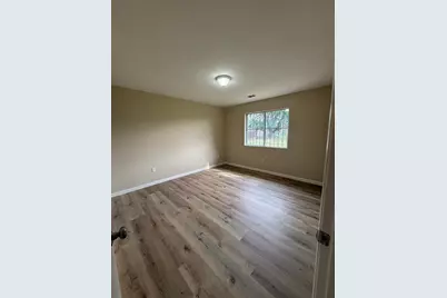 912 S Hinkley Avenue, Stockton, CA 95215 - Photo 14