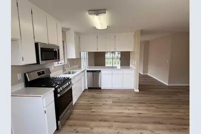 912 S Hinkley Avenue, Stockton, CA 95215 - Photo 6