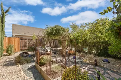 9139 Elkins Court, Elk Grove, CA 95758 - Photo 46