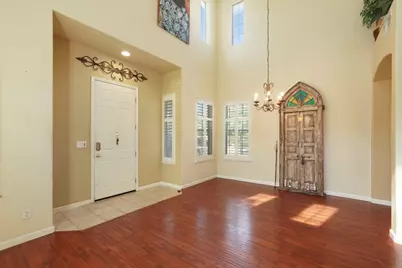9139 Elkins Court, Elk Grove, CA 95758 - Photo 8