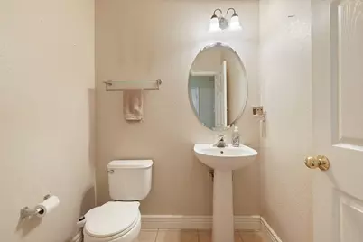 9139 Elkins Court, Elk Grove, CA 95758 - Photo 16