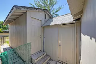 5070 Martin Luther King Jr Blvd, Sacramento, CA 95820 - Photo 26