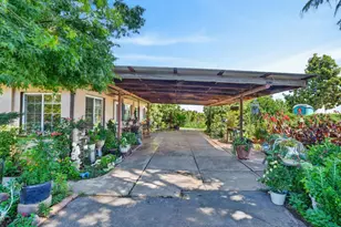23090 N Kennefick Rd, Acampo, CA 95220 - Photo 2