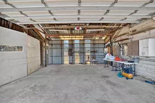 23090 N Kennefick Rd, Acampo, CA 95220 - Photo 32
