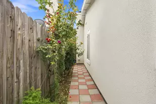 26 Rock Hill Ct, Sacramento, CA 95833 - Photo 30