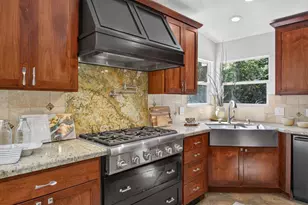 8355 Hidden Valley Cir, Fair Oaks, CA 95628 - Photo 16