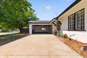 4437 Stockbridge Ave, Sacramento, CA 95842 - Photo 8