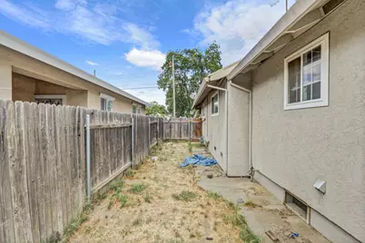 564 Lindsay Avenue, Sacramento, CA 95838 - Photo 32