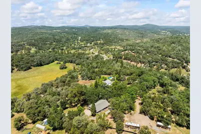 23051 Brian Lane, Grass Valley, CA 95949 - Photo 2