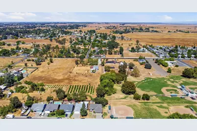 905 Herring Avenue, Rio Linda, CA 95673 - Photo 34