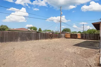 3205 E Marsh Street, Stockton, CA 95205 - Photo 32