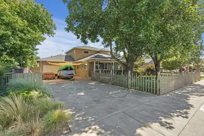 150 S Corinth Avenue, Lodi, CA 95242 - Photo 2