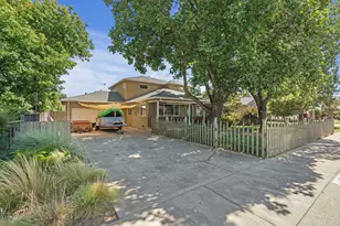 150 S Corinth Ave, Lodi, CA 95242 - Photo 2