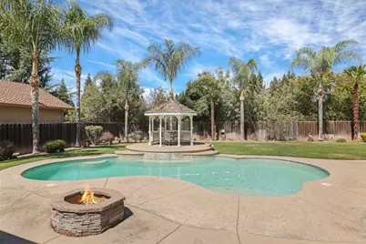10117 Del Almendra Drive, Oakdale, CA 95361 - Photo 52