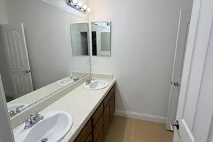 5424 Knotty Pine Way, Sacramento, CA 95835 - Photo 32