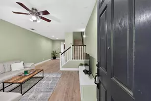 413 17th St, Sacramento, CA 95811 - Photo 4