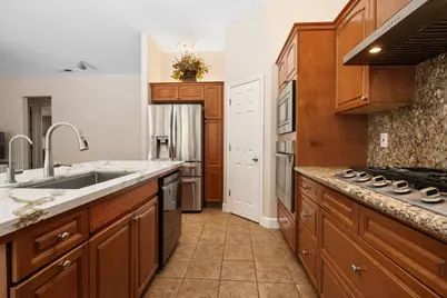 2454 Kaweah Avenue, Clovis, CA 93619 - Photo 26