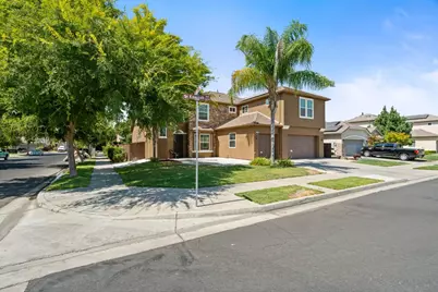 2454 Kaweah Avenue, Clovis, CA 93619 - Photo 2