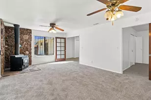 2590 Grove Ave, Sacramento, CA 95815 - Photo 22