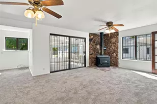 2590 Grove Ave, Sacramento, CA 95815 - Photo 22