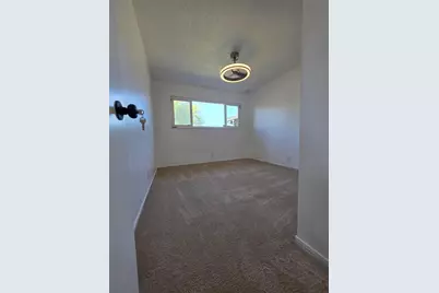 104 McKelvey Avenue, Stockton, CA 95210 - Photo 16