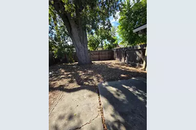 104 McKelvey Avenue, Stockton, CA 95210 - Photo 18