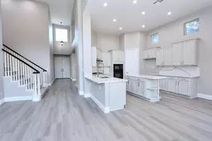 451 Hawkcrest Cir, Sacramento, CA 95835 - Photo 18