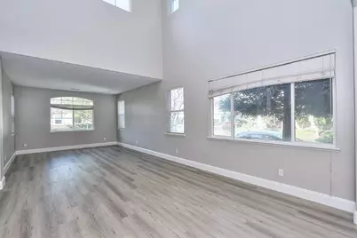 451 Hawkcrest Circle, Sacramento, CA 95835 - Photo 6