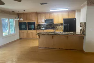 3537 Oak Shores Dr, Stockton, CA 95209 - Photo 10