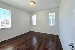 8747 Esperia Wy, Sacramento, CA 95828 - Photo 44