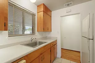 9317 Mark St, Elk Grove, CA 95624 - Photo 14