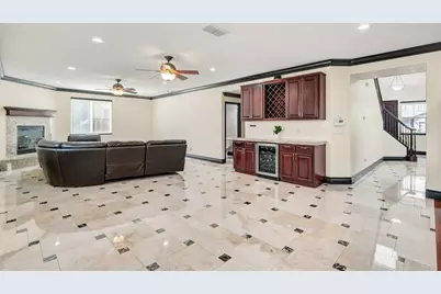 9321 Trebbiano Circle, Elk Grove, CA 95624 - Photo 8