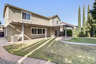 9321 Trebbiano Cir, Elk Grove, CA 95624 - Photo 40