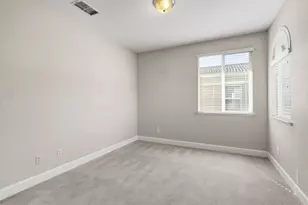 9321 Trebbiano Cir, Elk Grove, CA 95624 - Photo 32