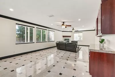 9321 Trebbiano Circle, Elk Grove, CA 95624 - Photo 10