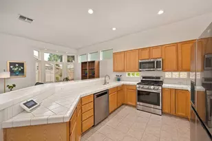7533 Locomotive Ln, Roseville, CA 95747 - Photo 18