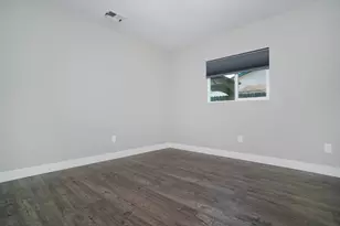 9650 Gruwell Way, Elk Grove, CA 95624 - Photo 12