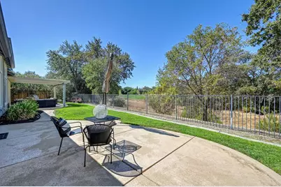 9315 Pinehurst Drive, Roseville, CA 95747 - Photo 44