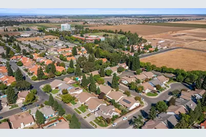 1068 Kiwi, Merced, CA 95340 - Photo 36