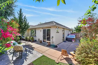 9845 Brierton Court, Elk Grove, CA 95757 - Photo 20