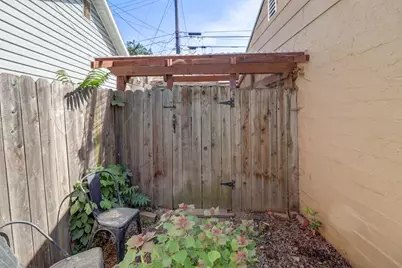3056 6th Avenue, Sacramento, CA 95817 - Photo 58