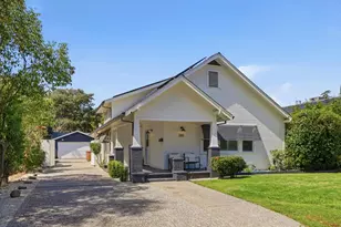 2165 Fairfield St, Sacramento, CA 95815 - Photo 2