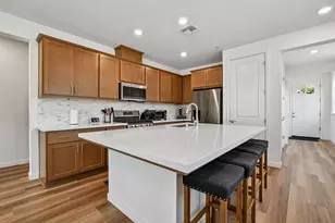 9060 Summit Ln, Granite Bay, CA 95746 - Photo 2