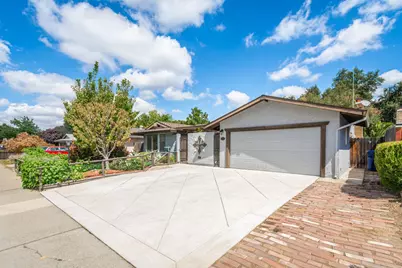 7009 Brookcrest Way, Citrus Heights, CA 95621 - Photo 2