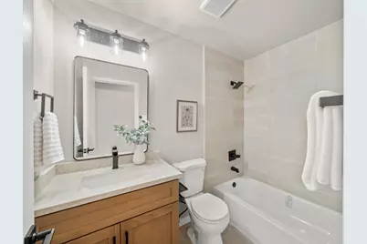 8159 Derbyshire Circle, Sacramento, CA 95828 - Photo 32