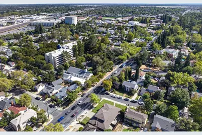 2145 Perkins Way, Sacramento, CA 95818 - Photo 44
