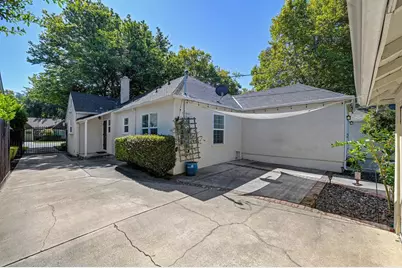 2732 14th St, Sacramento, CA 95818 - Photo 50