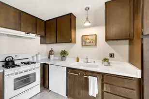 9329 Henley Way, Sacramento, CA 95826 - Photo 16