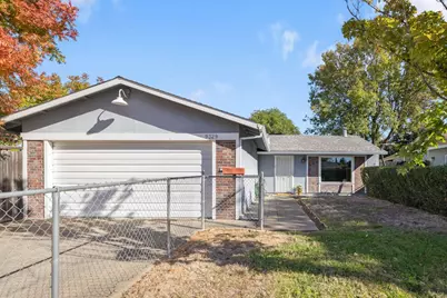9329 Henley Way, Sacramento, CA 95826 - Photo 6