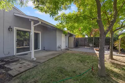 9329 Henley Way, Sacramento, CA 95826 - Photo 40